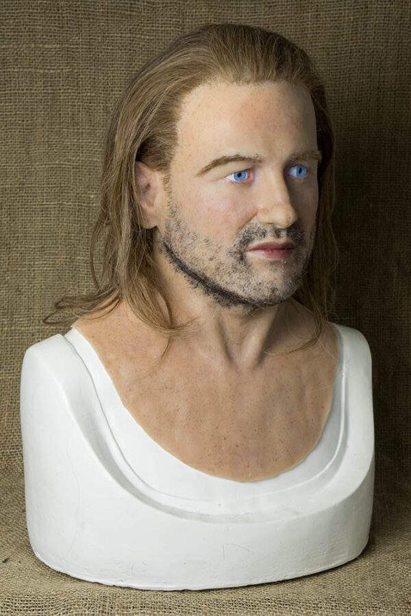 KURT RUSSELL